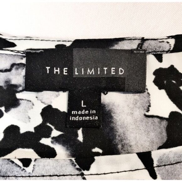 The Limited Black & White Floral Tunic Top sz L - Picture 3 of 9